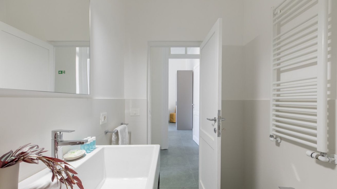 Photo of Bathroom in Salario