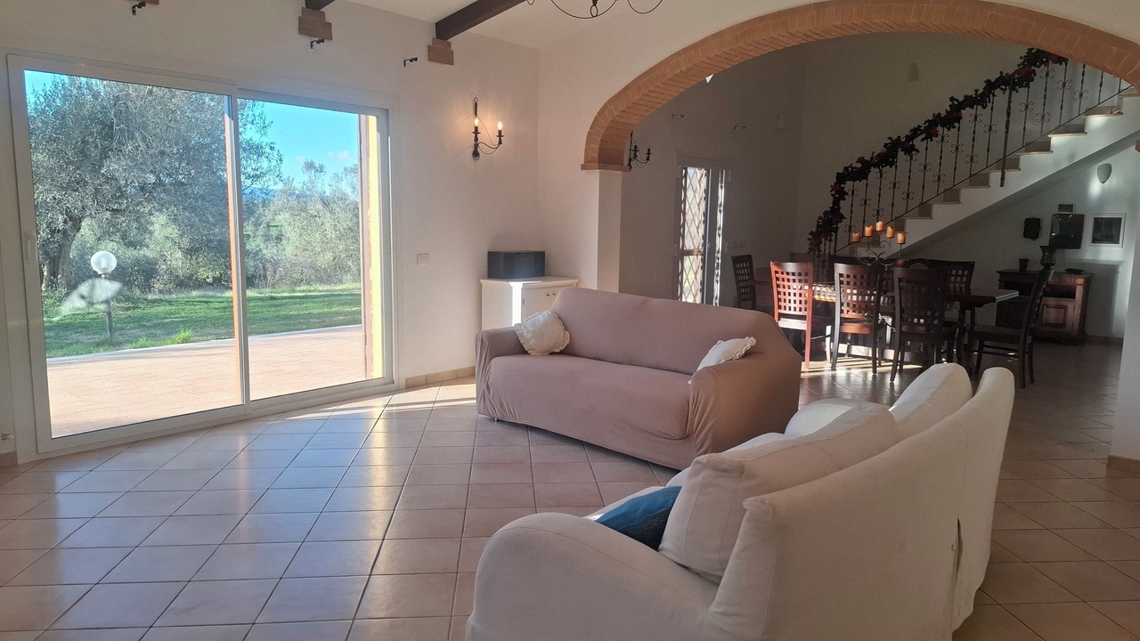 Photo of Livingroom in Canino