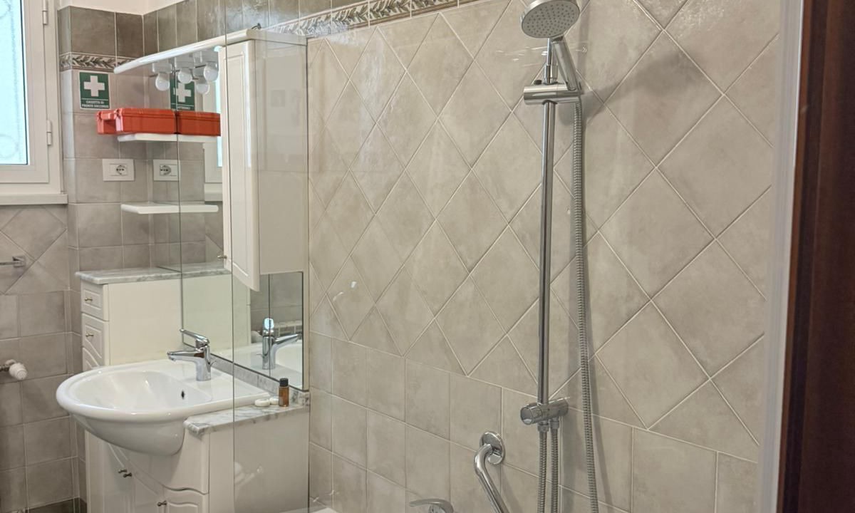 Photo of Bathroom in Trionfale