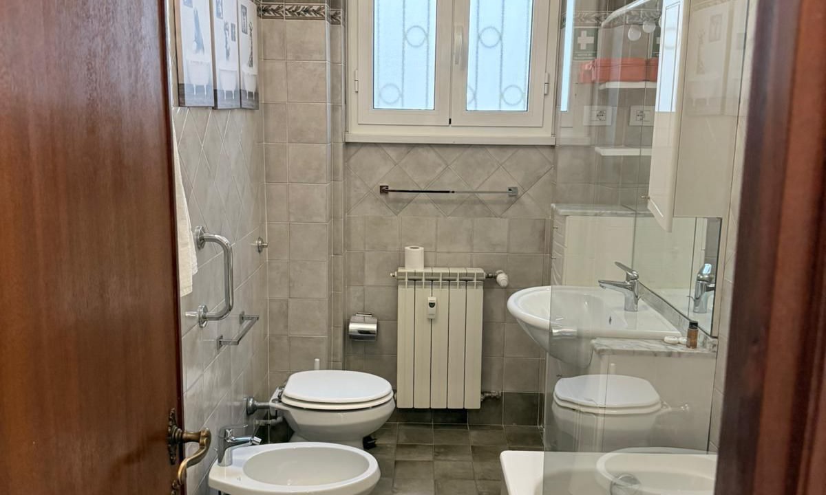 Photo of Bathroom in Trionfale