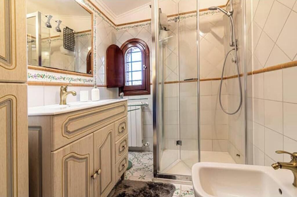 Photo of Bathroom in Tivoli