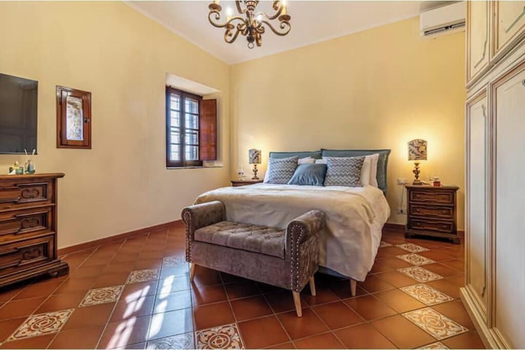 Photo of Bedroom in Tivoli
