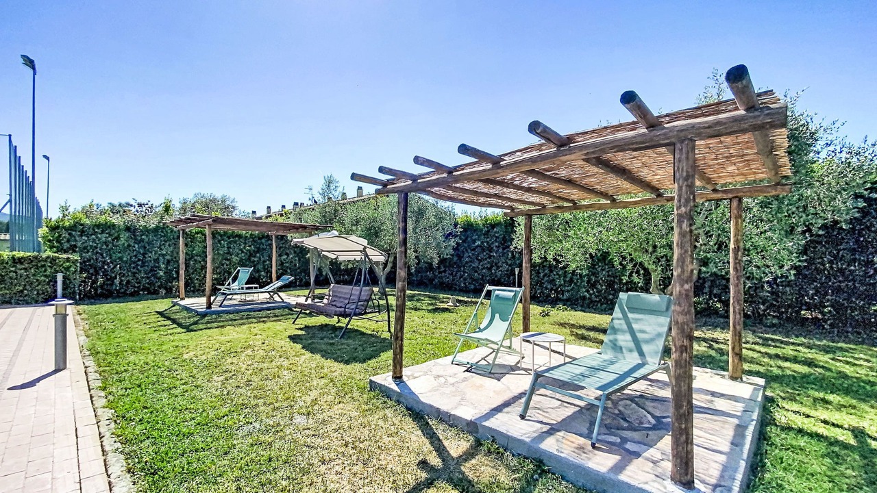 Photo of Others in Bolgheri I
