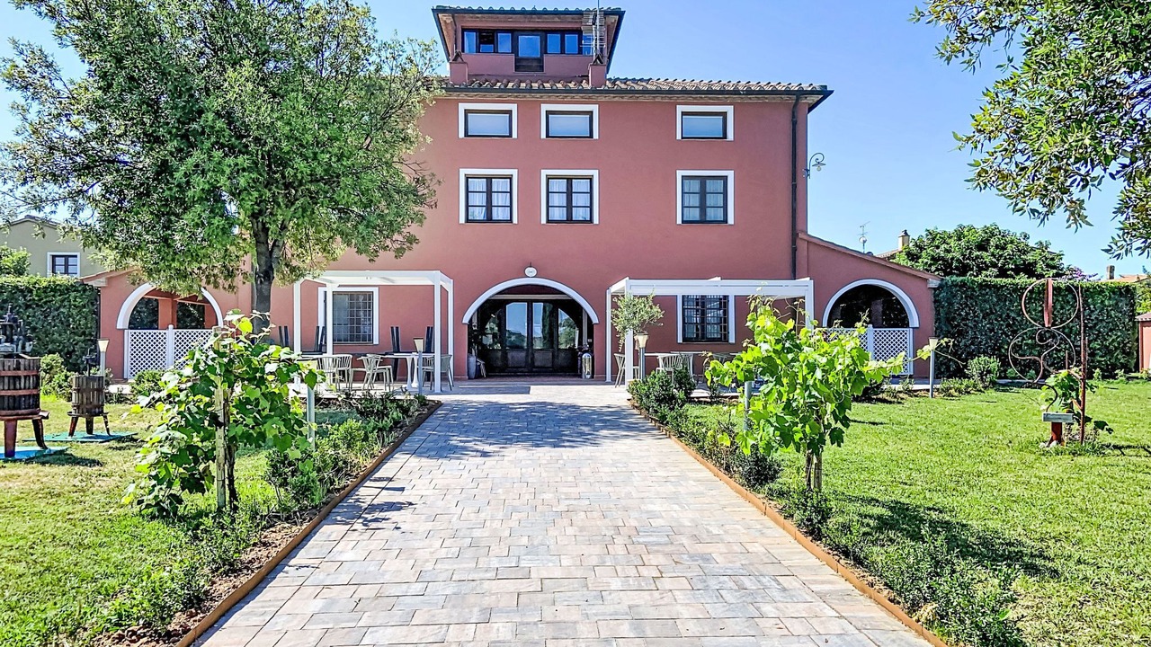 Photo of Others in Bolgheri I