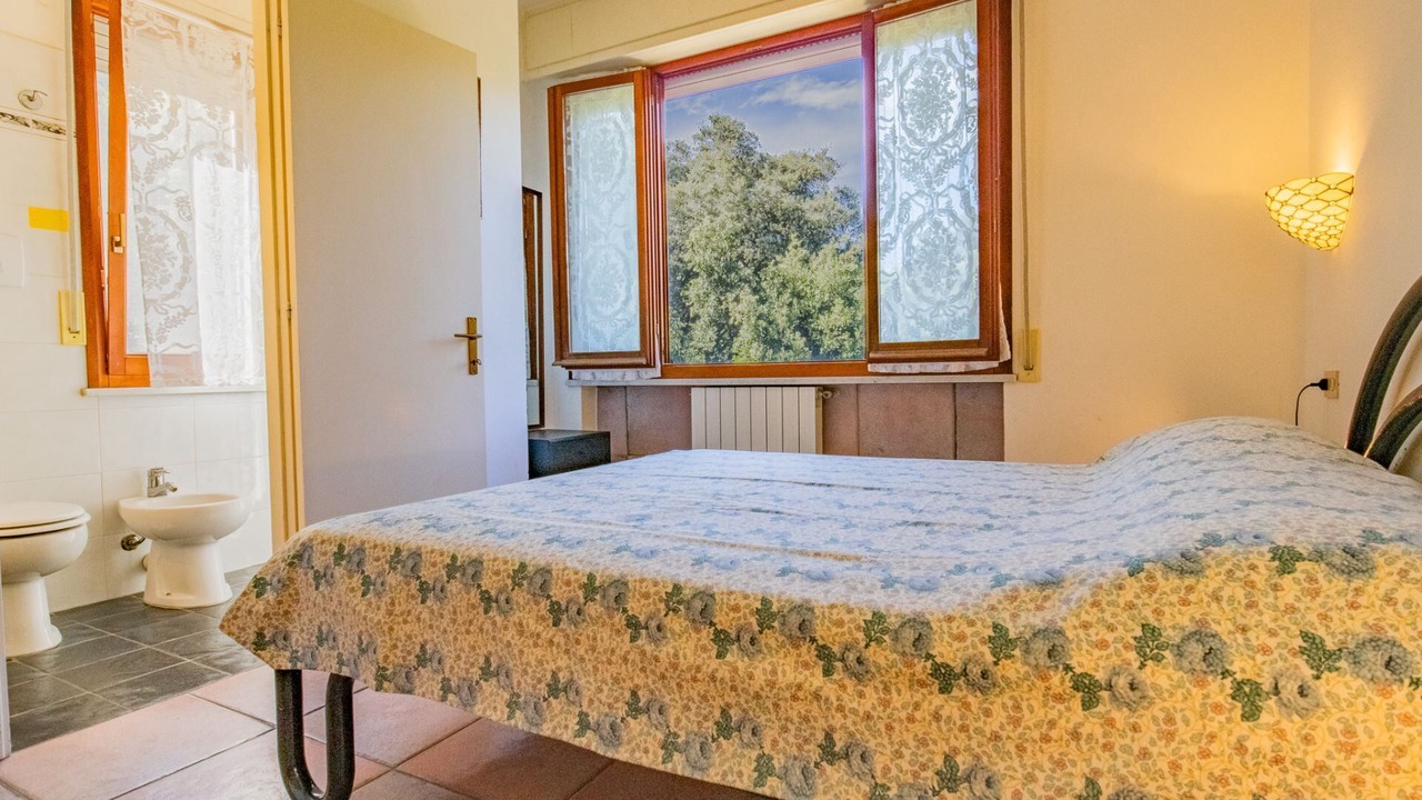 Photo of Bedroom in Procchio