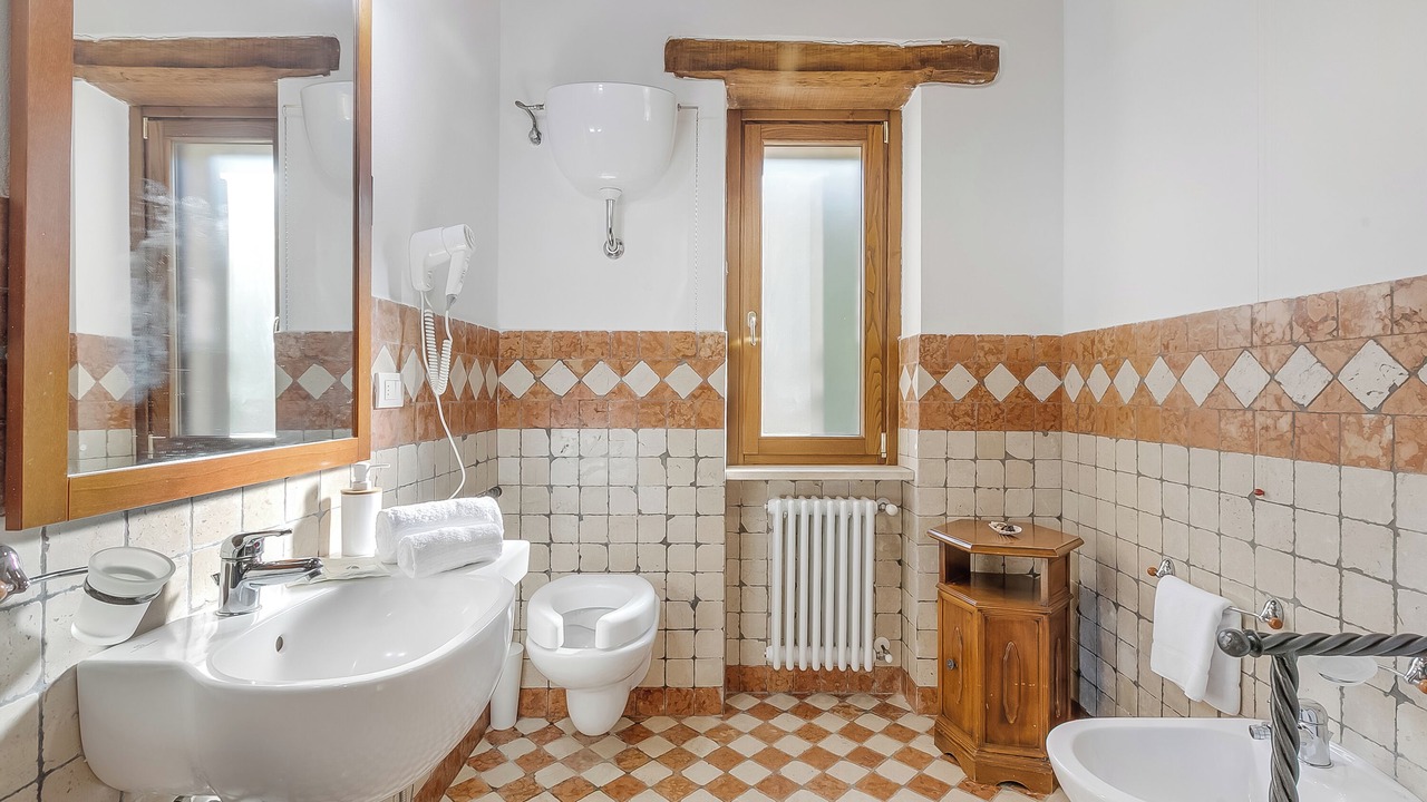 Photo of Bathroom in Pitigliano