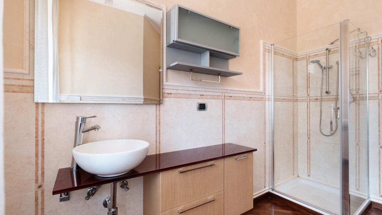 Photo of Bathroom in Avetrana