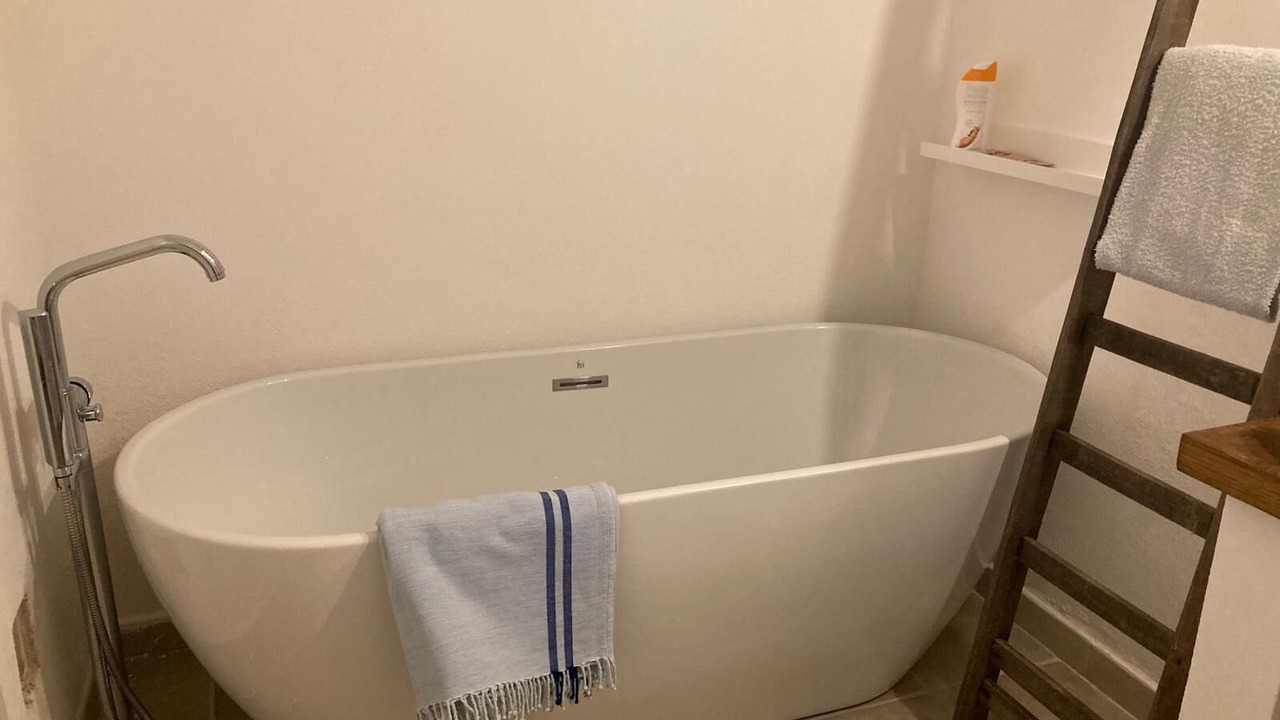 Photo of Bathroom in Palazzolo Acreide Historic Centre