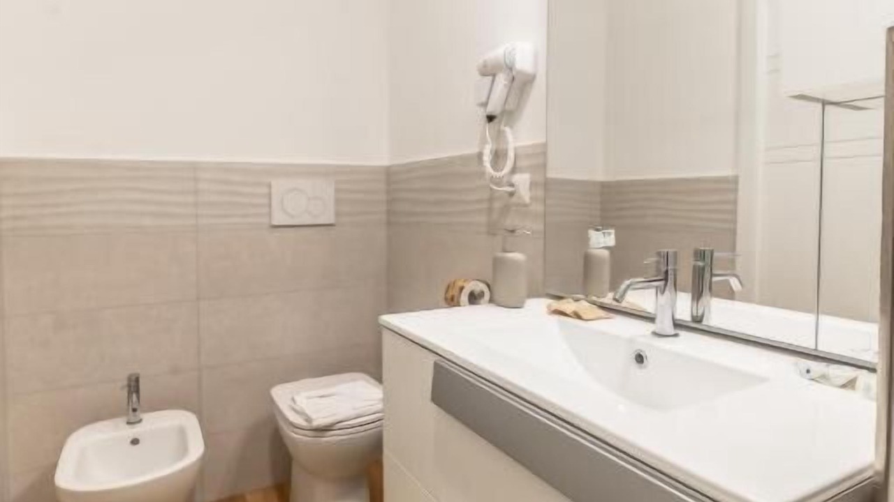 Photo of Bathroom in Trionfale
