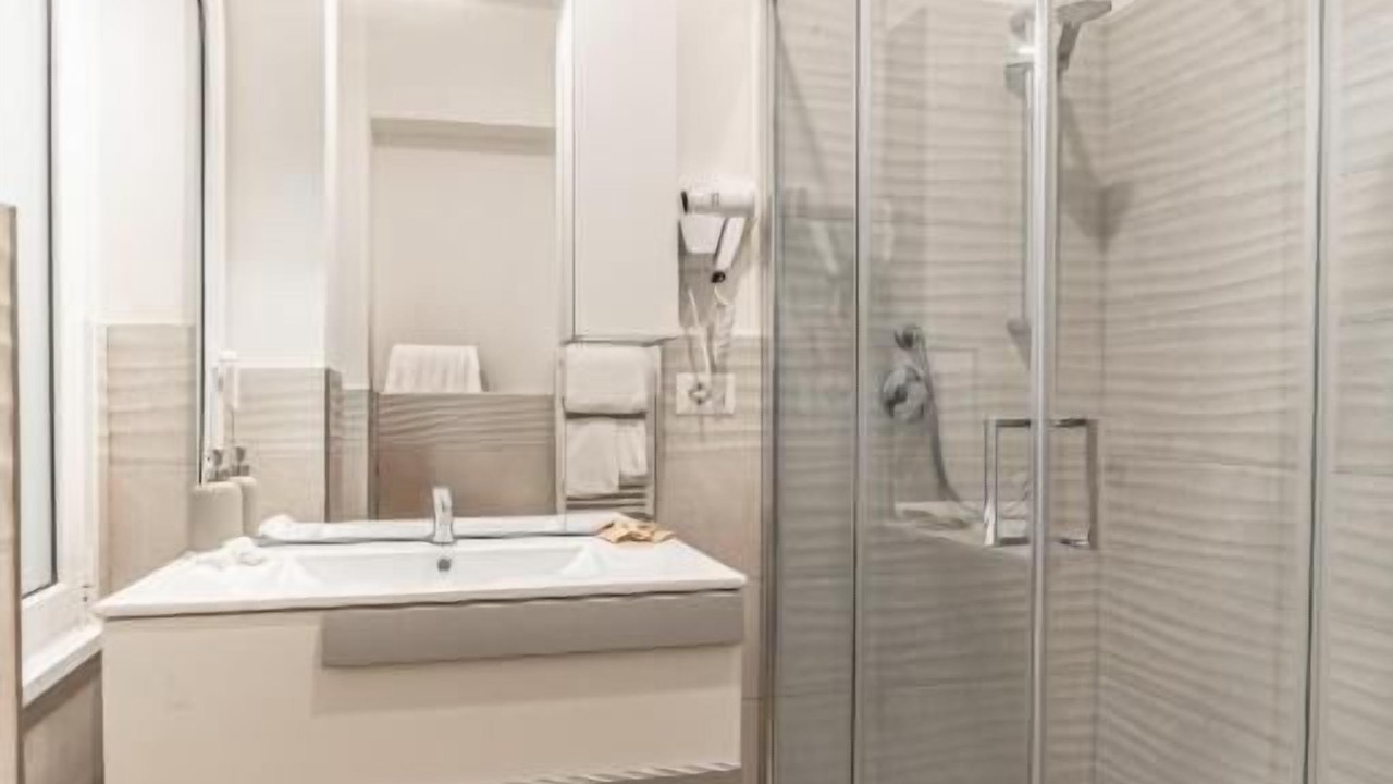 Photo of Bathroom in Trionfale
