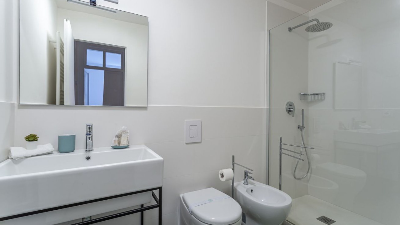 Photo of Bathroom in Salario