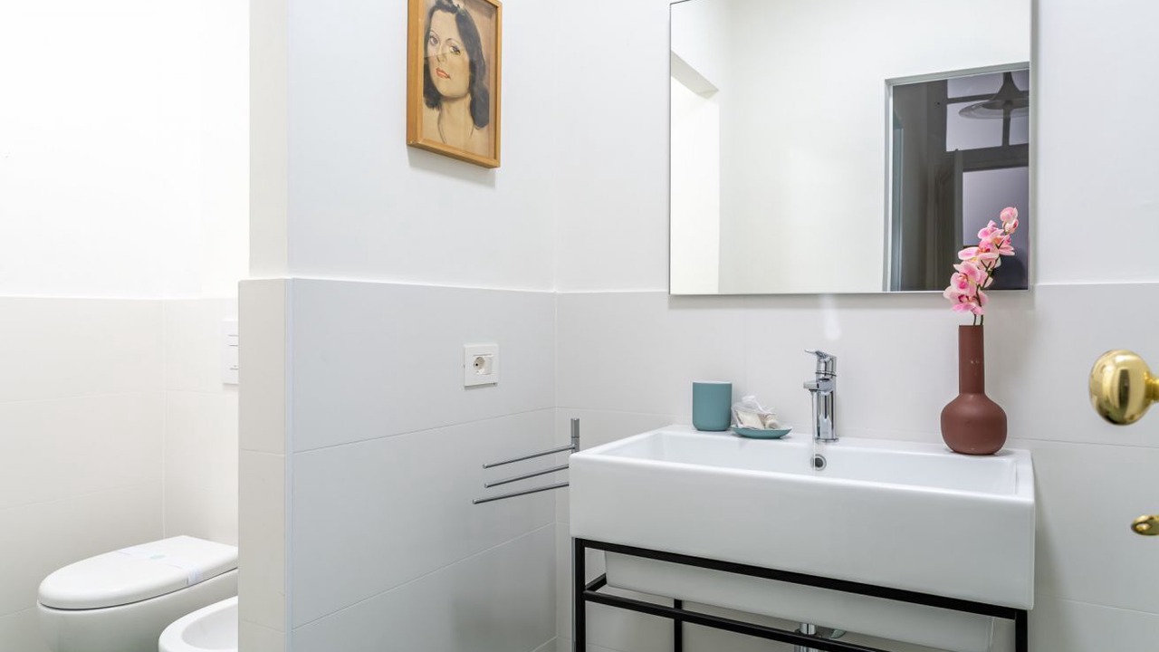 Photo of Bathroom in Salario