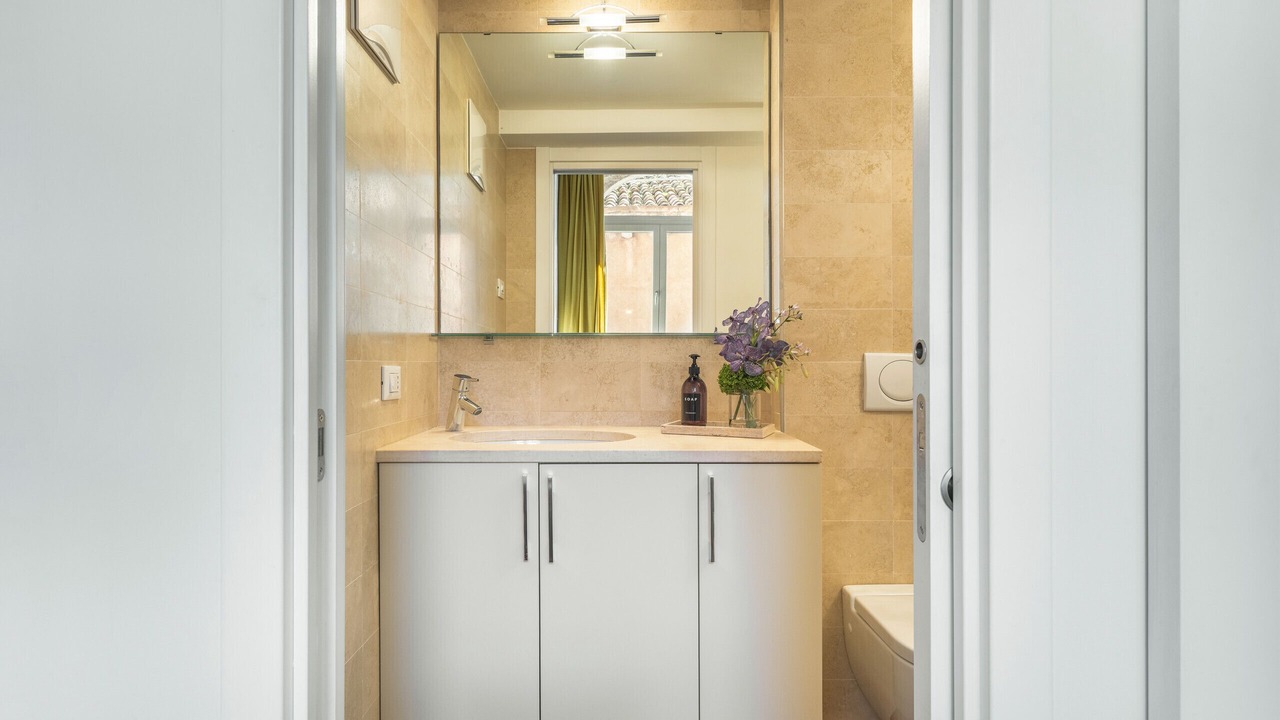 Photo of Bathroom in Dorsoduro