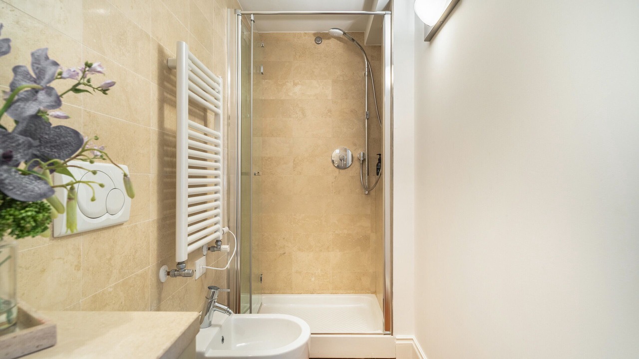 Photo of Bathroom in Dorsoduro