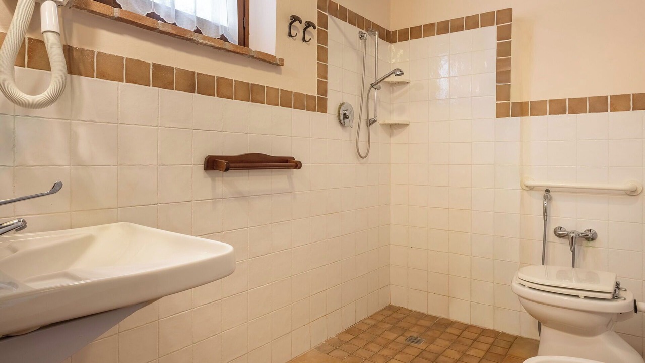 Photo of Bathroom in Lidarno