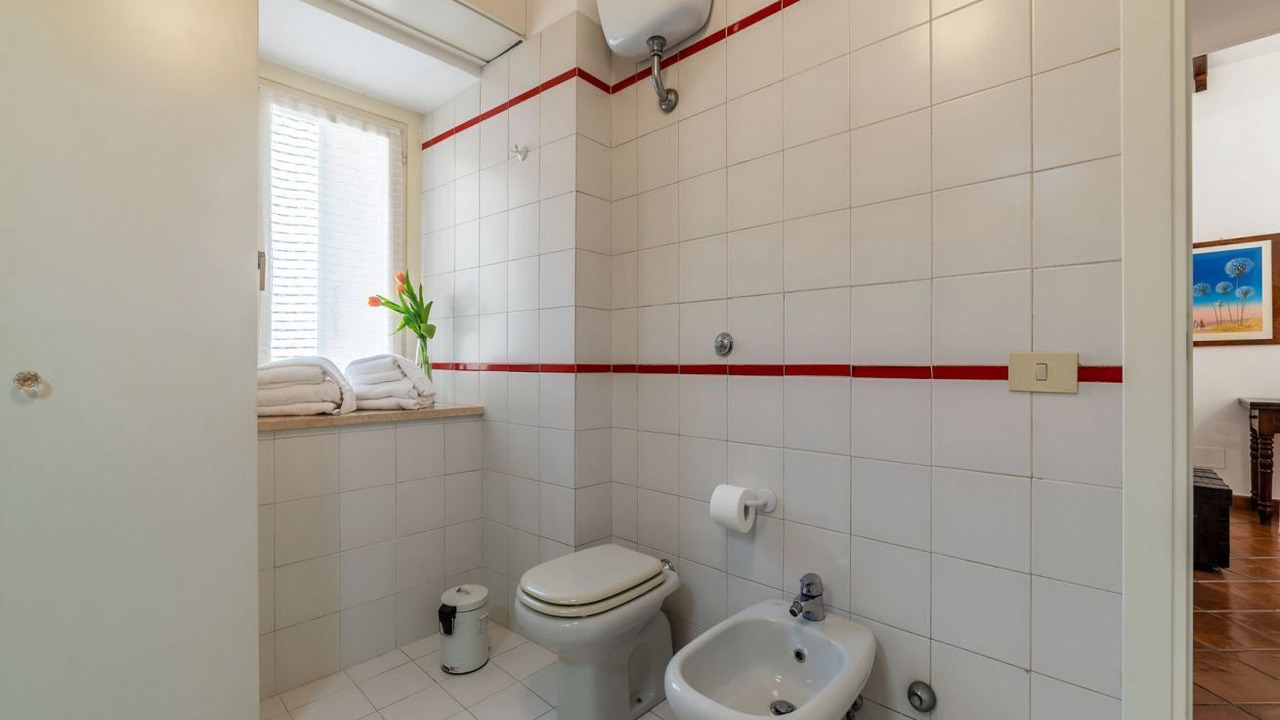 Photo of Bathroom in Rione VII Regola