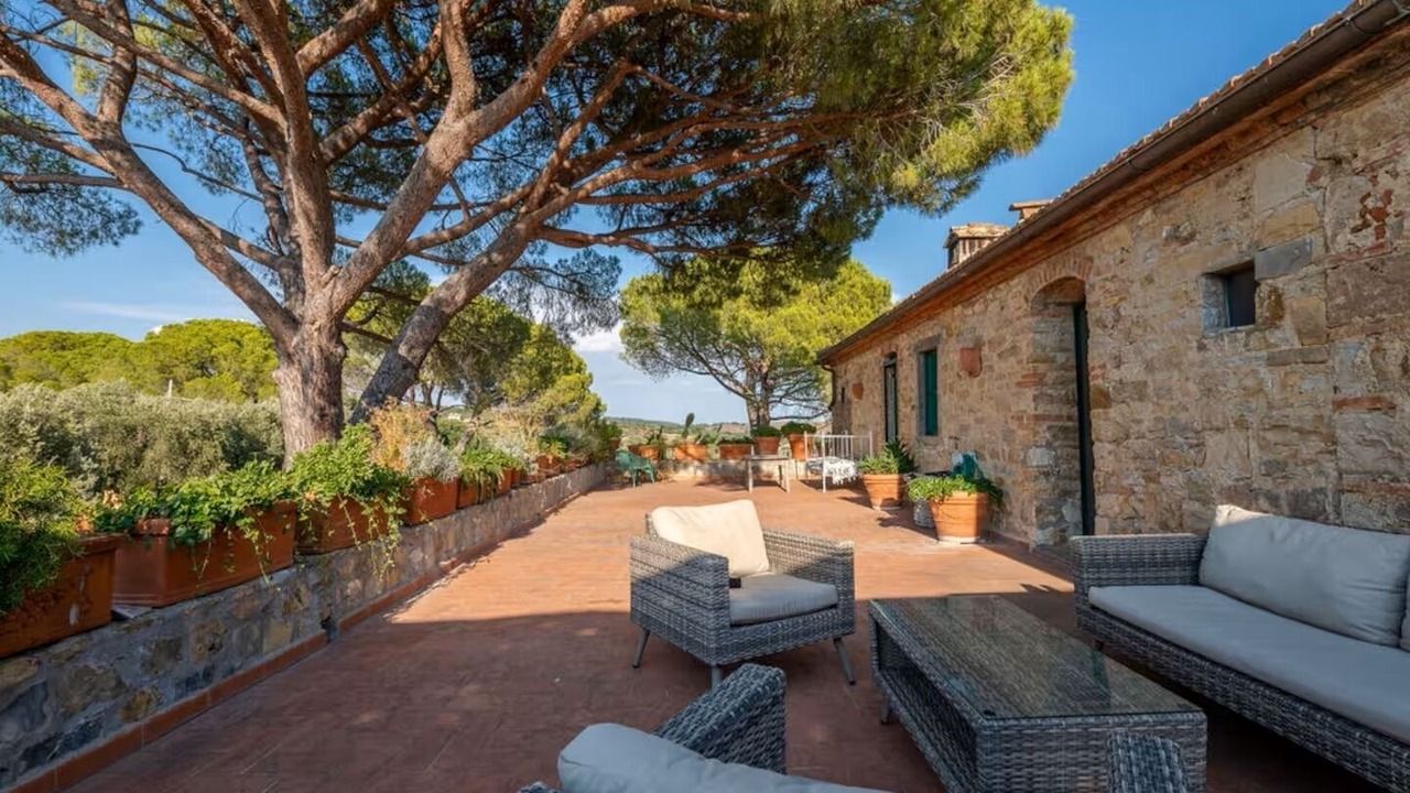 Photo of Patio Balcony in Magliano in Toscana