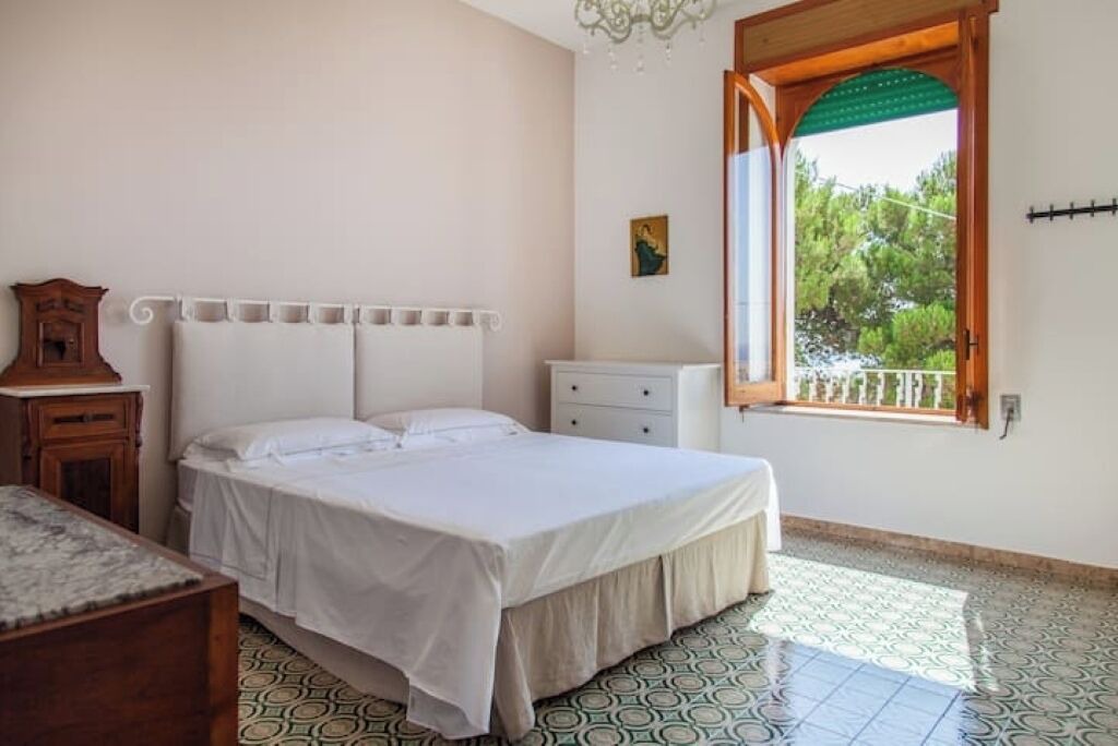 Photo of Bedroom in Marina di Novaglie