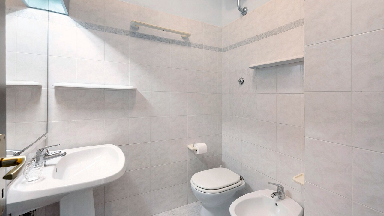 Photo of Bathroom in Palinuro