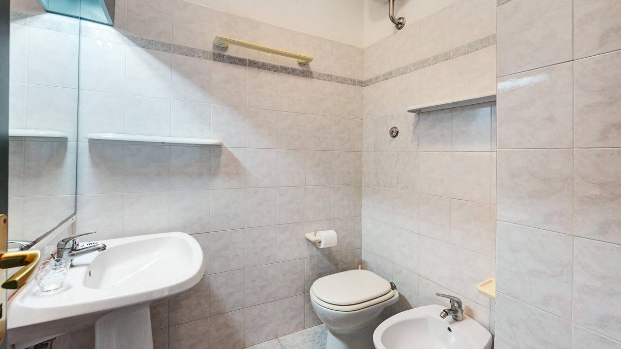 Photo of Bathroom in Palinuro