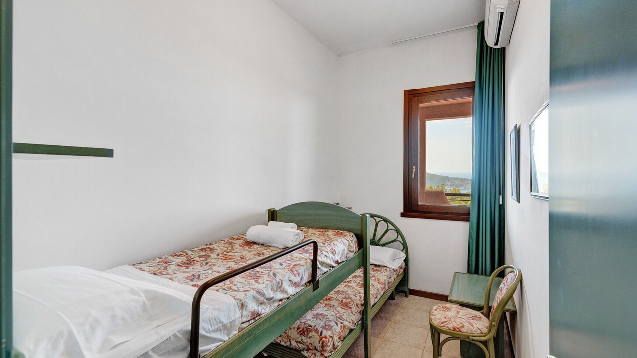 Photo of Bedroom in Palinuro