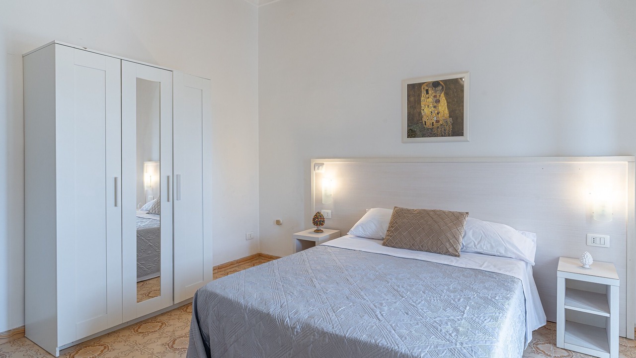 Photo of Bedroom in Avola