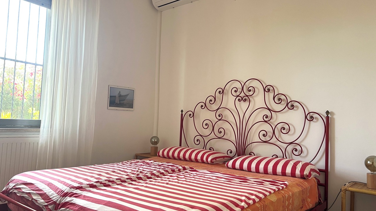 Photo of Bedroom in Latina Lido