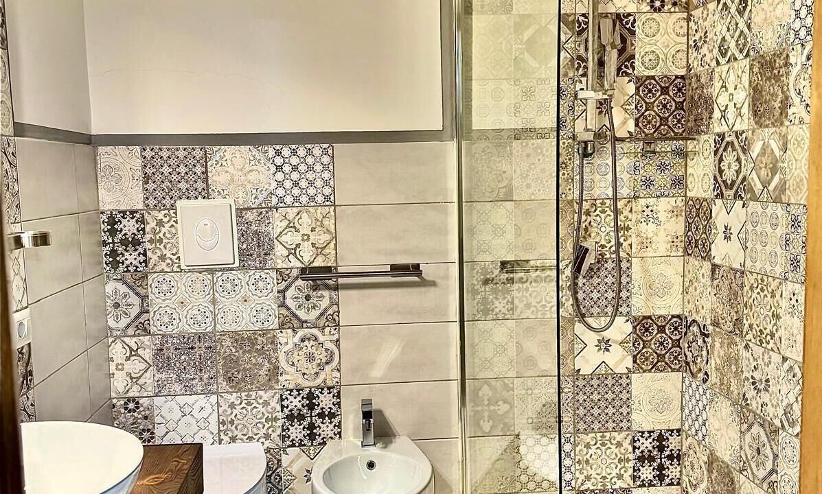 Photo of Bathroom in Navona