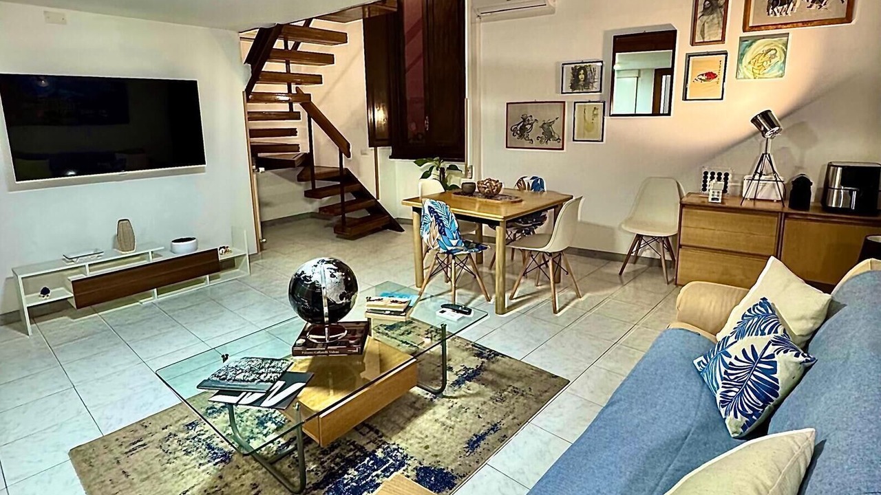 Photo of Livingroom in Navona