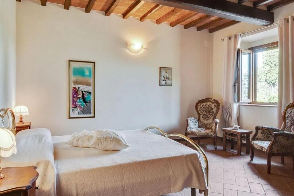 Photo of Bedroom in Lucardo