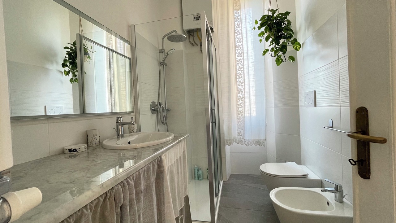 Photo of Bathroom in Quartiere XXXIV Lido di Ostia Levante
