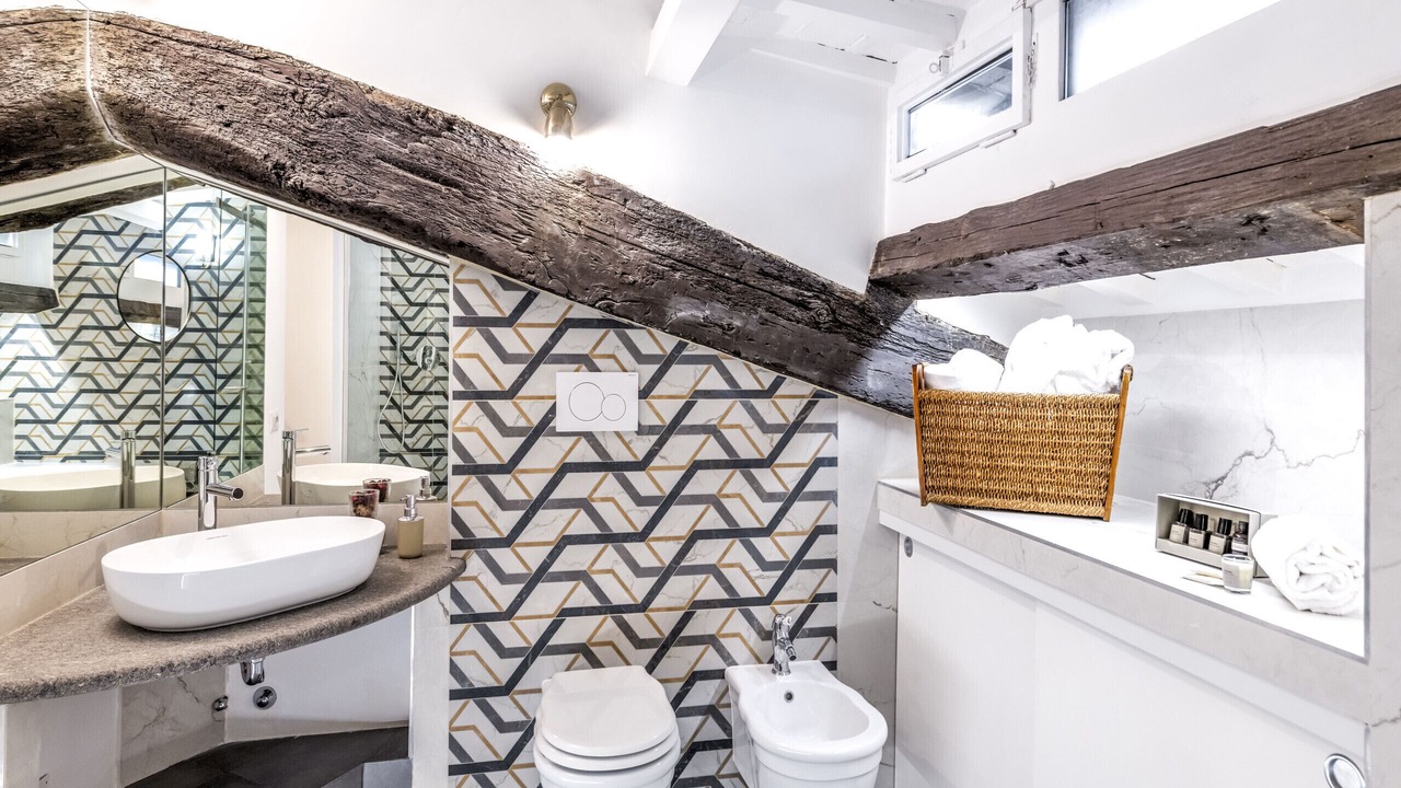 Photo of Bathroom in Rione IX Pigna