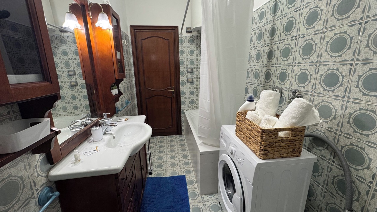 Photo of Bathroom in Quartiere XXXIV Lido di Ostia Levante
