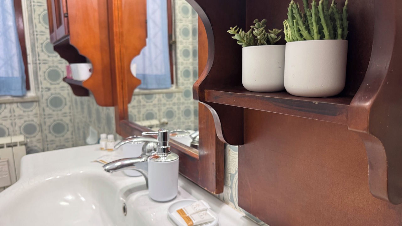 Photo of Bathroom in Quartiere XXXIV Lido di Ostia Levante