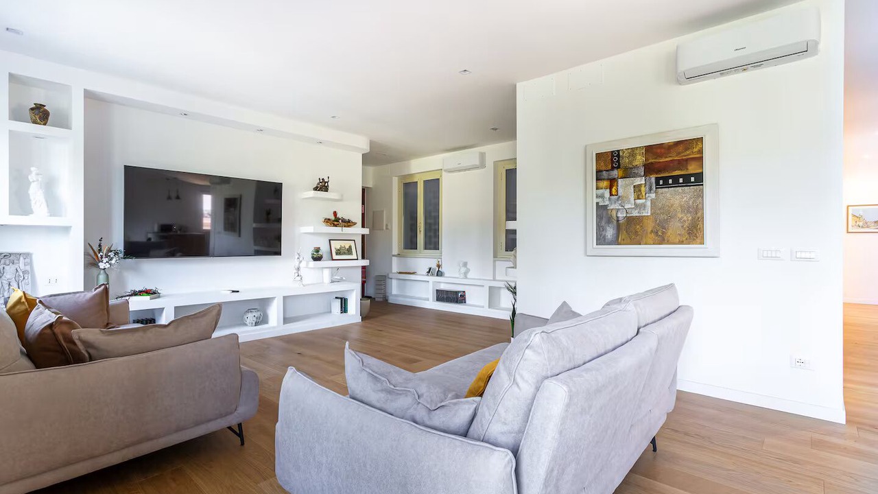 Photo of Livingroom in Monti