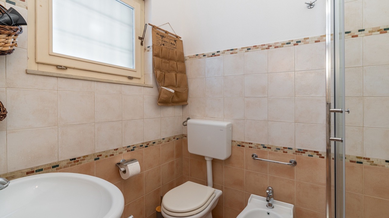 Photo of Bathroom in Noto