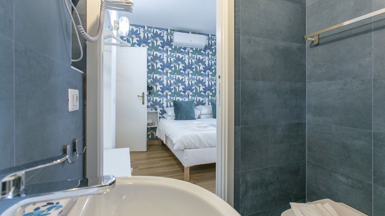 Photo of Bathroom in Rione II Trevi