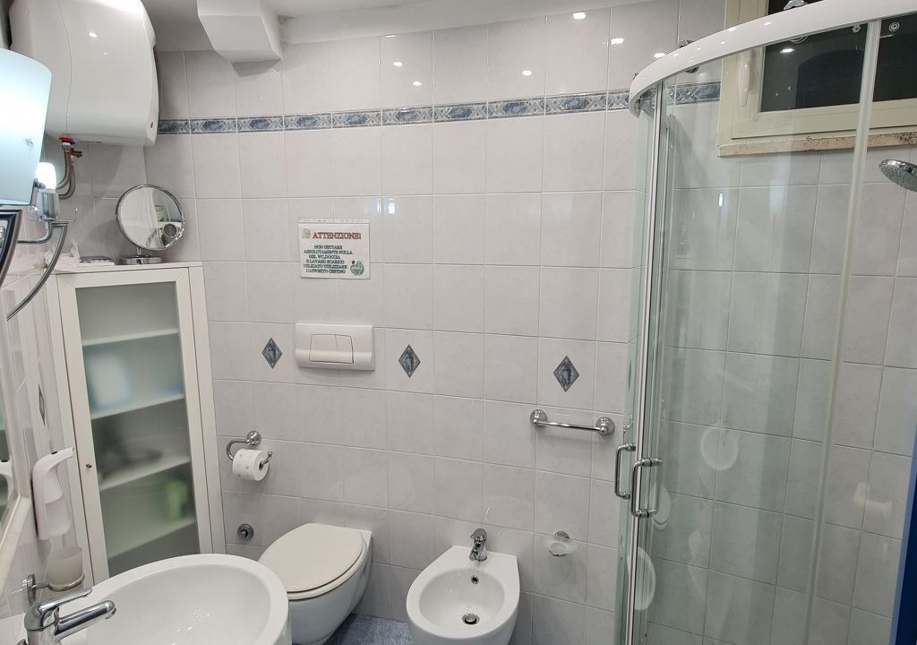 Photo of Bathroom in Sperlonga
