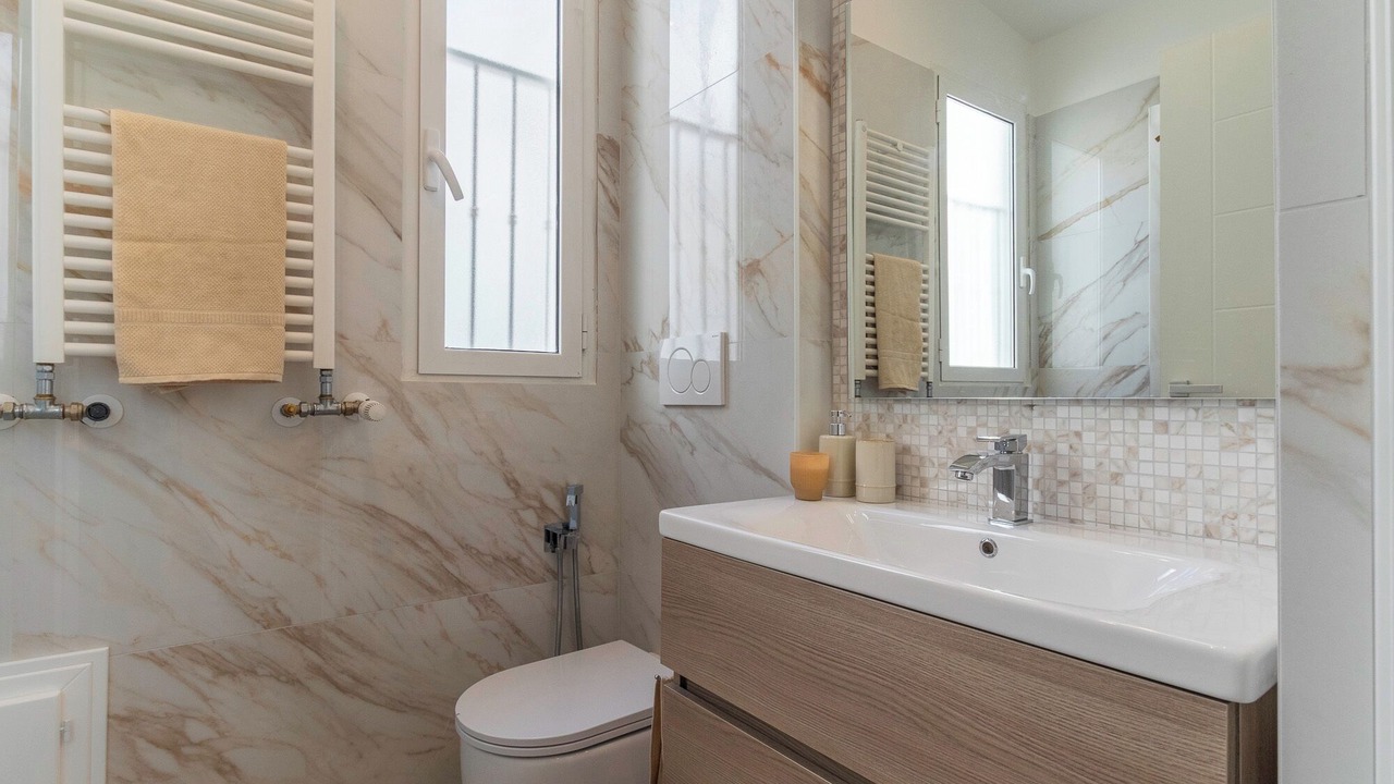 Photo of Bathroom in Quartiere XXXIV Lido di Ostia Levante