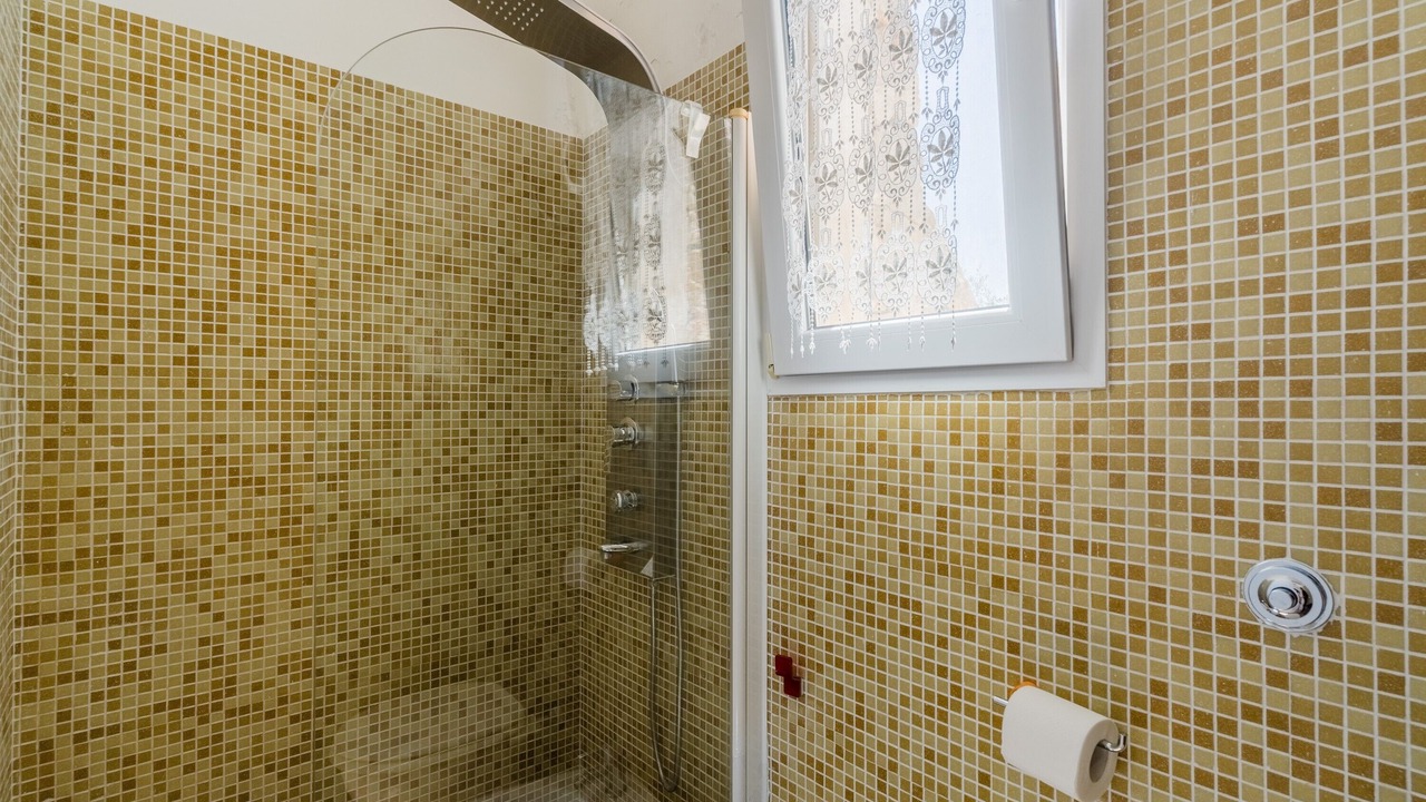 Photo of Bathroom in Tuglie