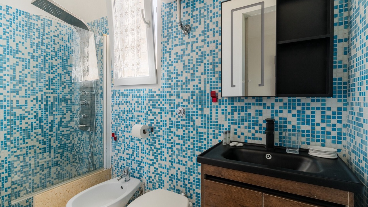 Photo of Bathroom in Tuglie