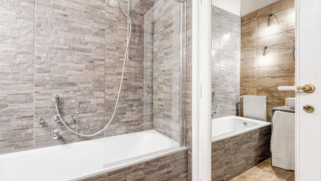 Photo of Bathroom in Rione III Colonna