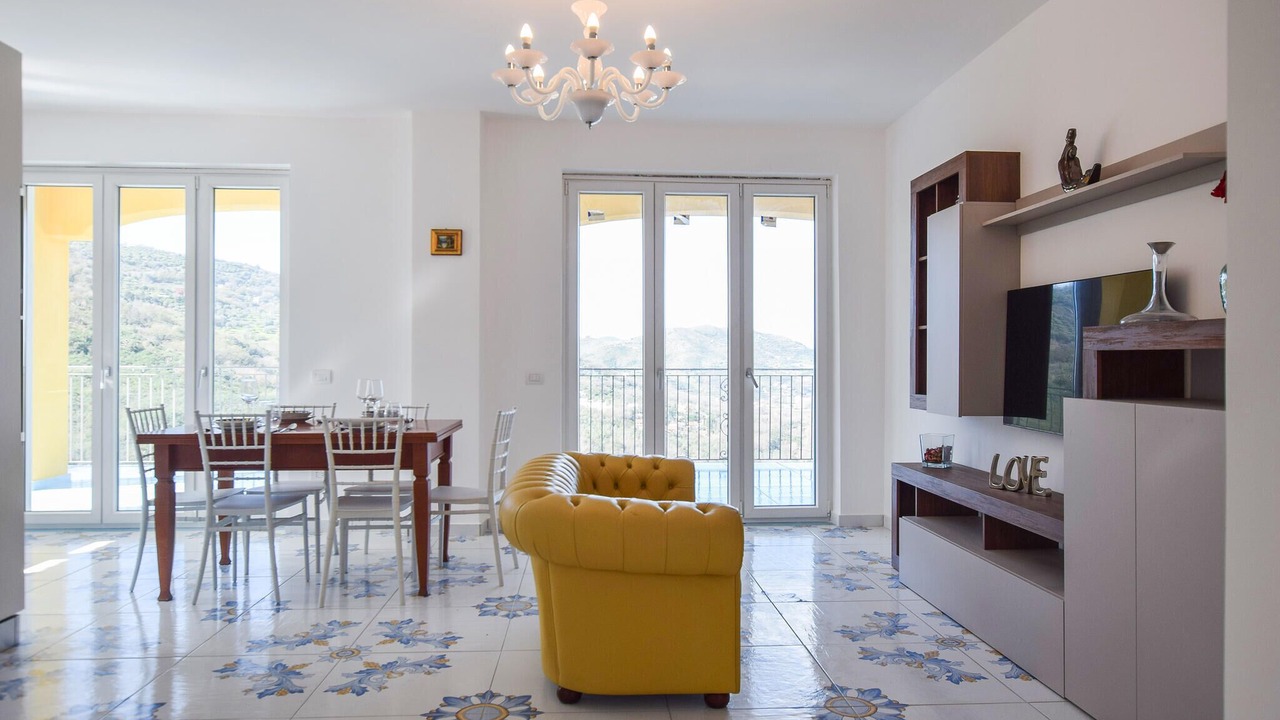 Photo of Bedroom in Laureana Cilento