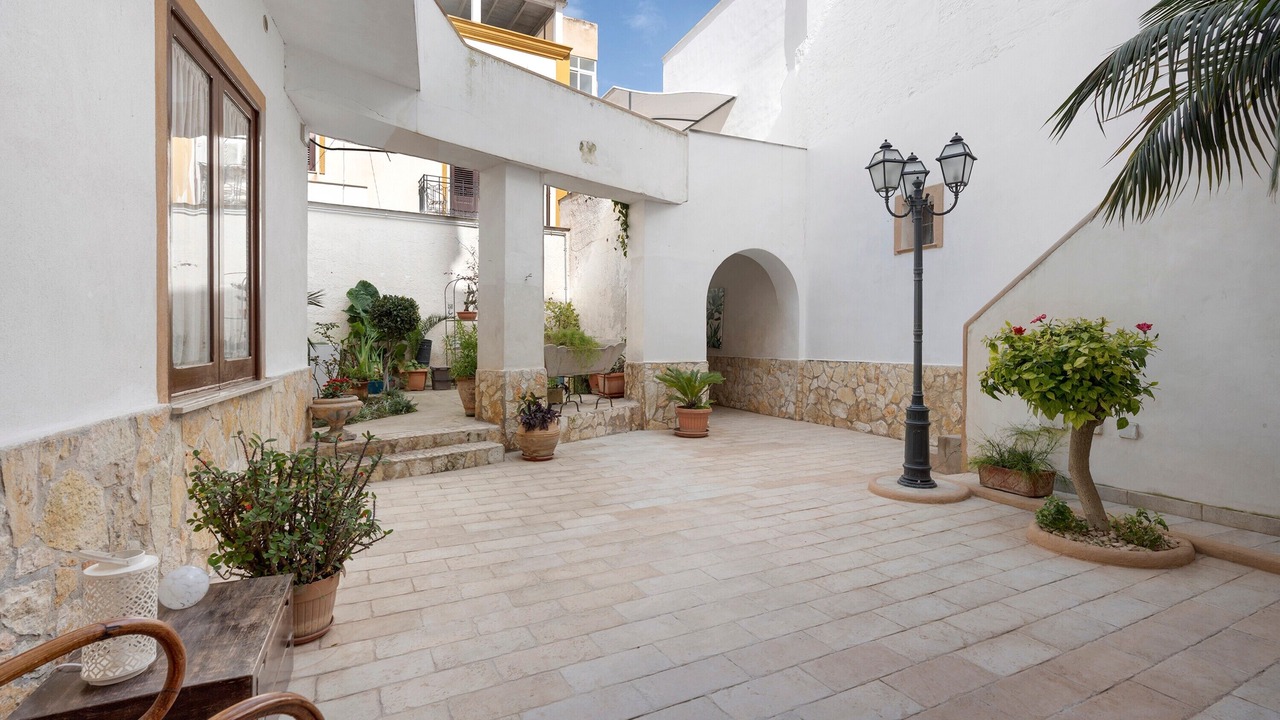 Photo of Patio Balcony in Marsala