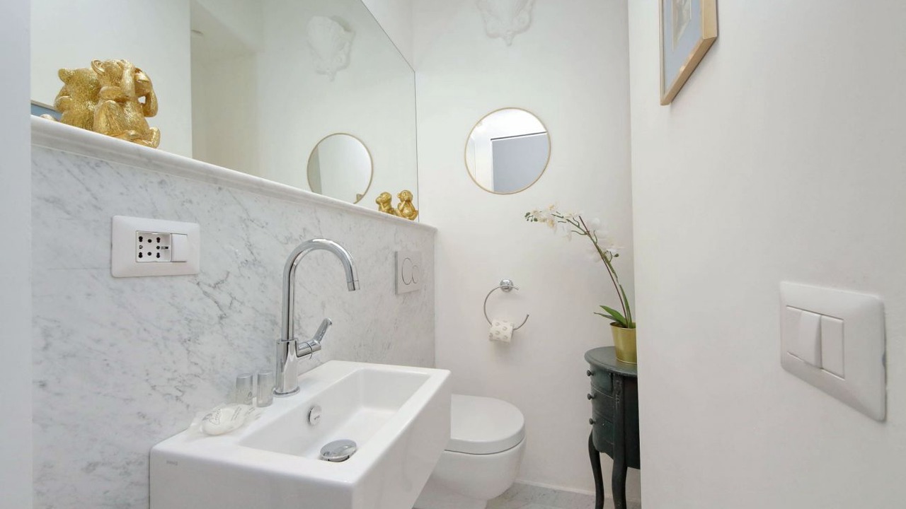 Photo of Bathroom in Salario