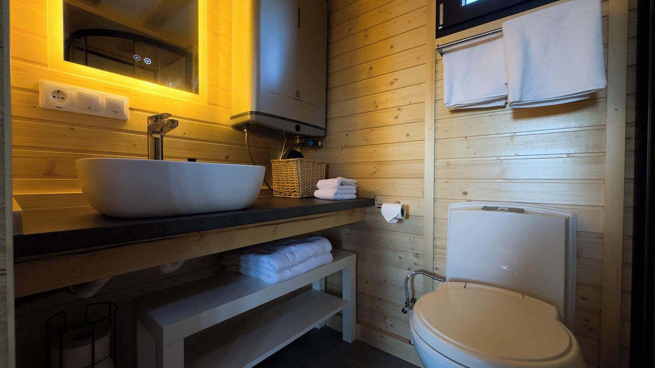 Photo of Bathroom in Mompeo