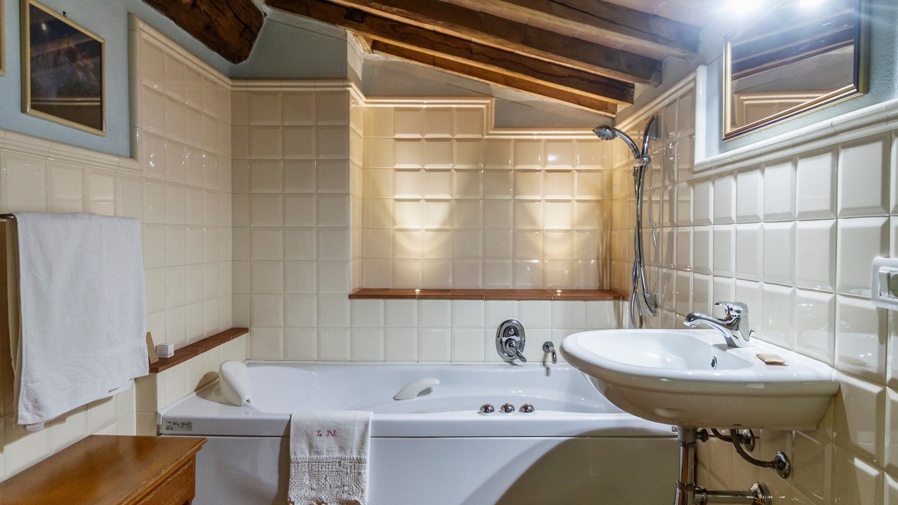 Photo of Bathroom in Torniella