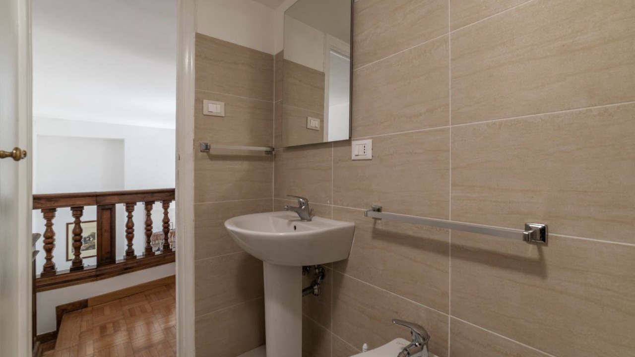 Photo of Bathroom in Rione VII Regola