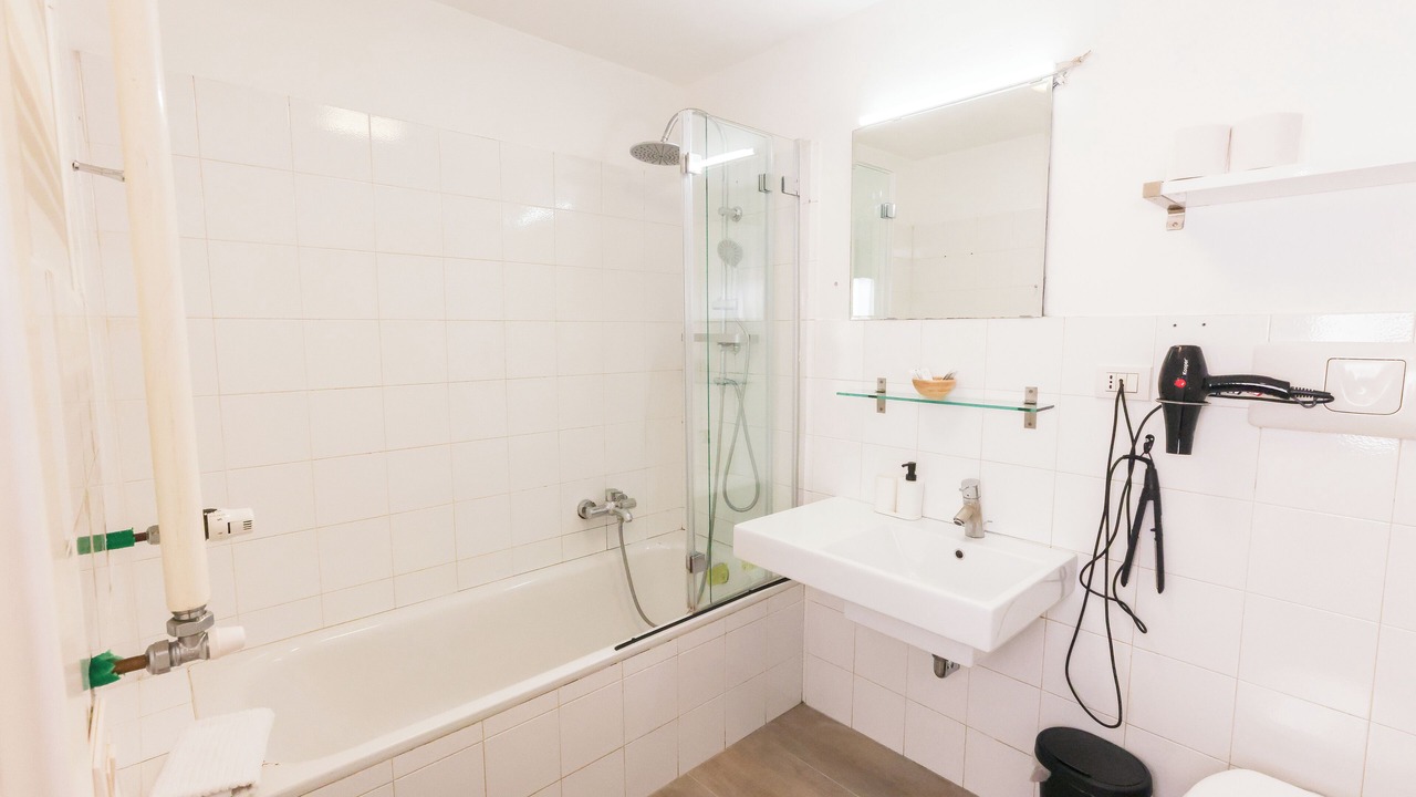 Photo of Bathroom in Ostiense