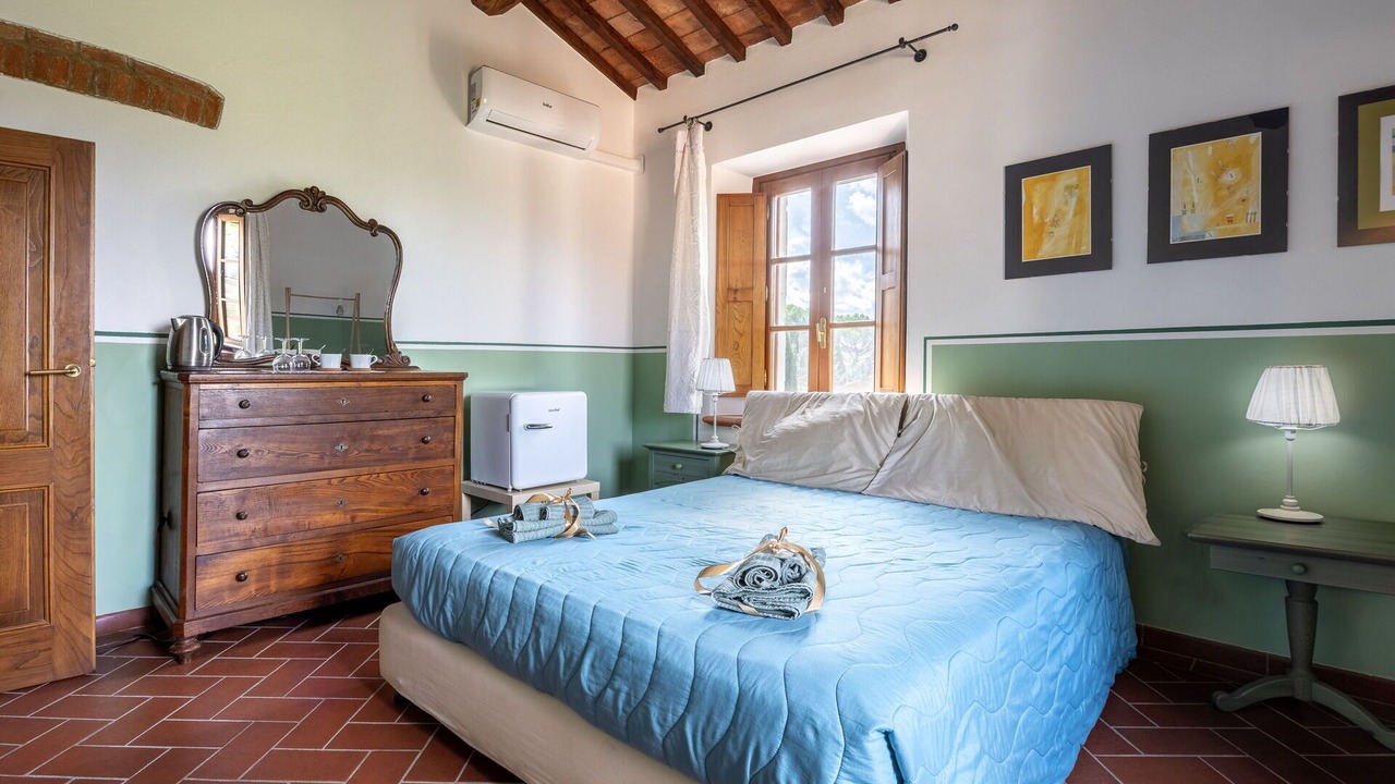 Photo of Others in Pienza